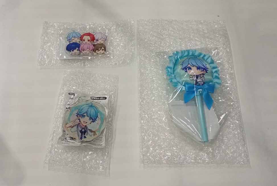 fungoods-packing-acrylic-keychain-voice-acrylic-keychain-pen-shaped-cushion02